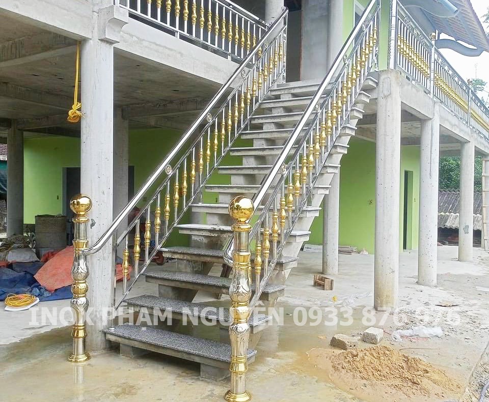 Xưởng sản xuất cầu thang inox đẹp cauthanginox.com